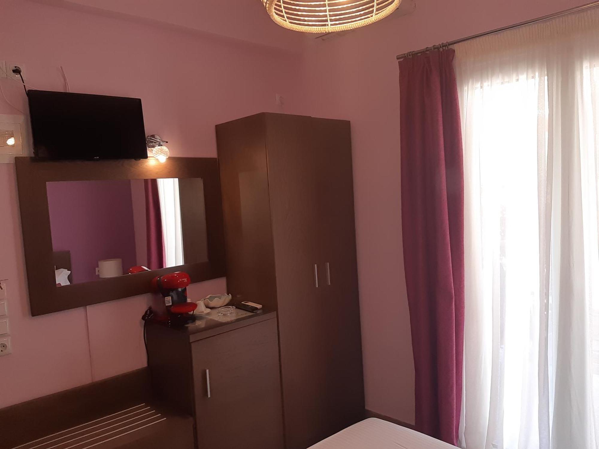 Paraskevi'S Luxury Studios Parga Bagian luar foto