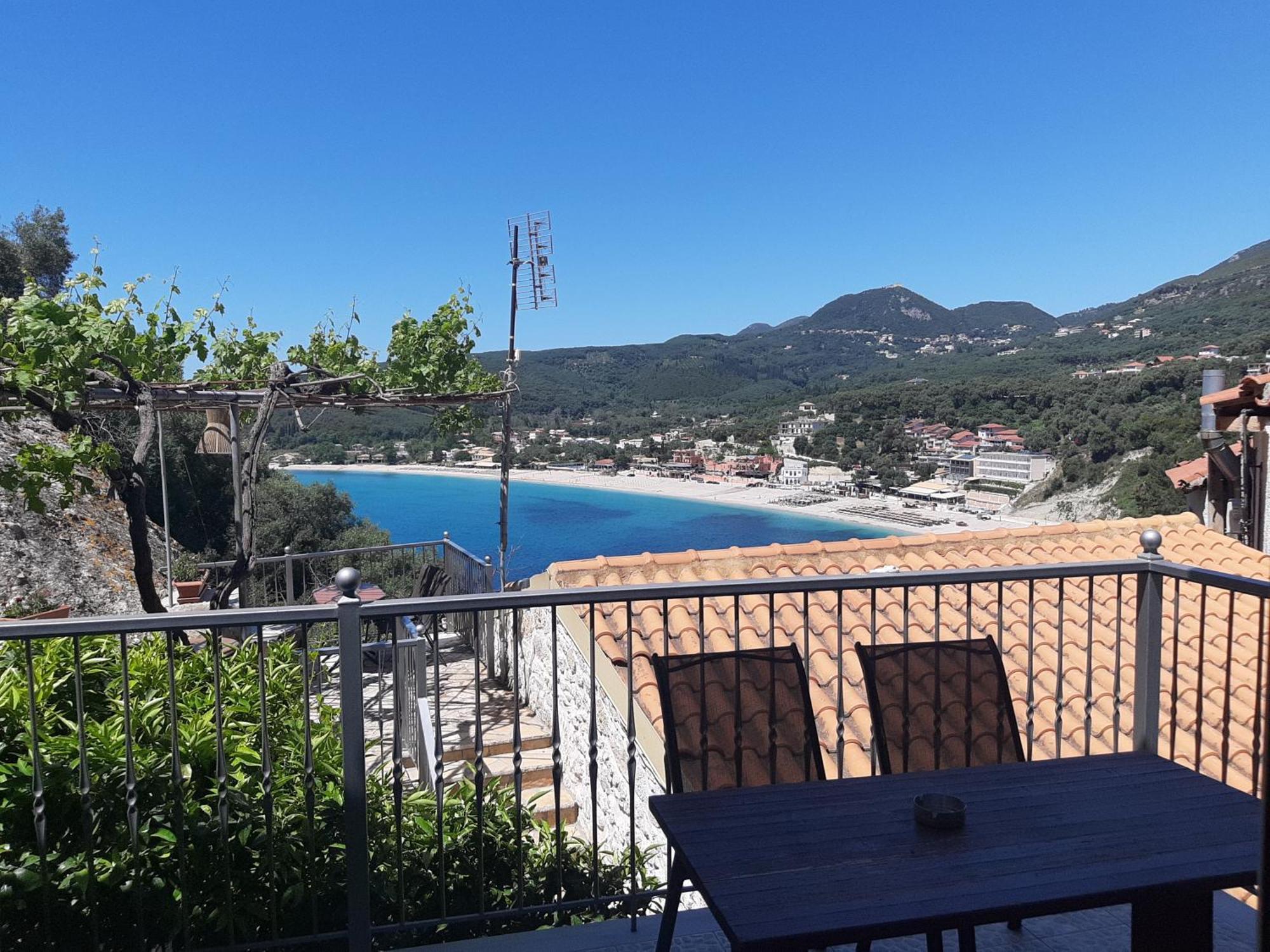 Paraskevi'S Luxury Studios Parga Bagian luar foto