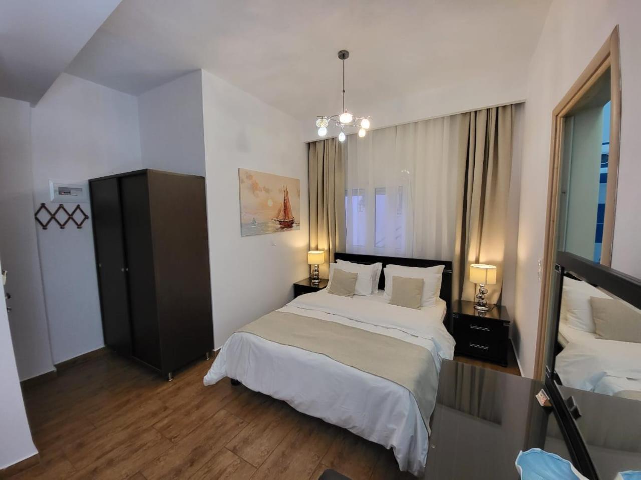 Paraskevi'S Luxury Studios Parga Bagian luar foto