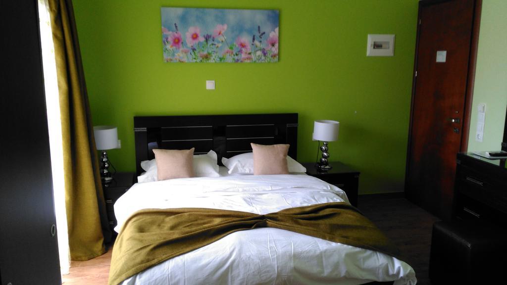 Paraskevi'S Luxury Studios Parga Bagian luar foto