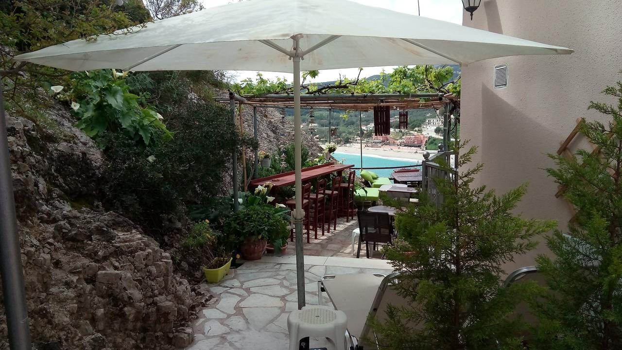 Paraskevi'S Luxury Studios Parga Bagian luar foto